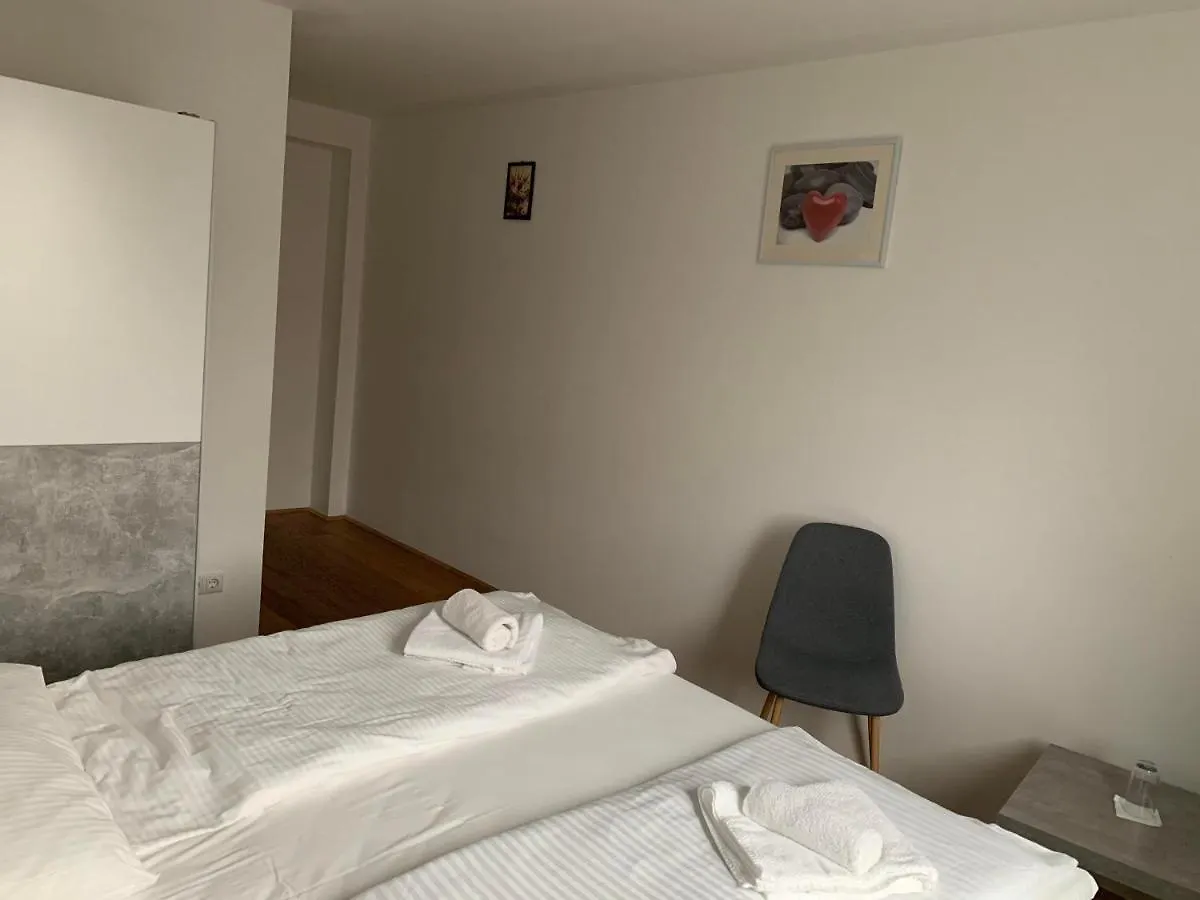 Paradise City Apartment Hotel Vienna