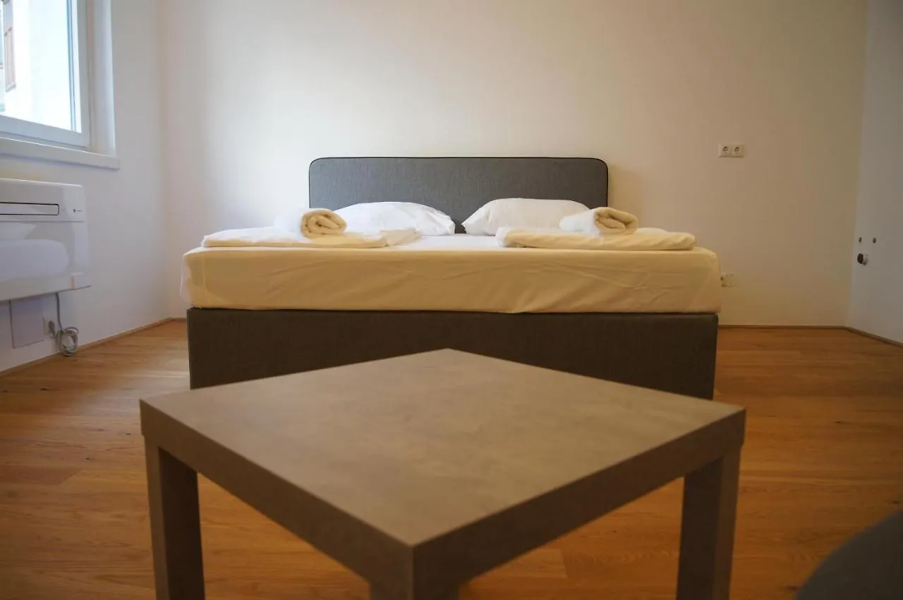 Paradise City Apartment Hotel Vienna
