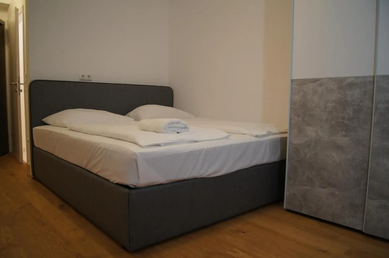 Paradise City Apartment Hotel Vienna