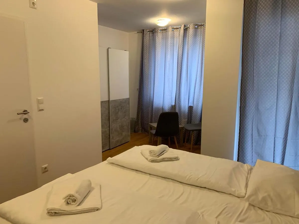 Paradise City Apartment Hotel Vienna